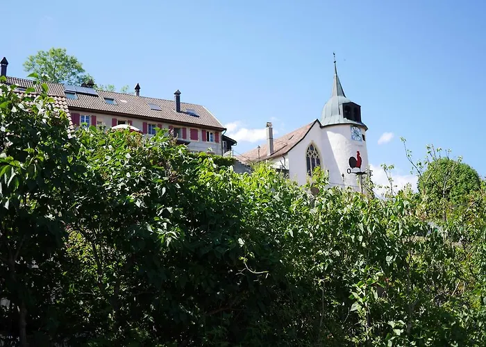Aux Deux Sapins Hotel