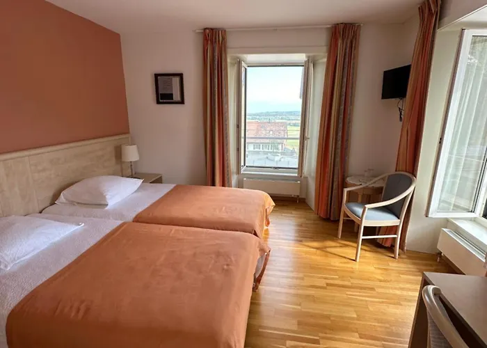 Aux Deux Sapins Montricher