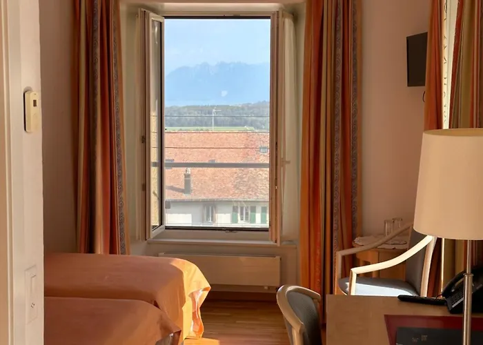 Aux Deux Sapins Hotel 3*