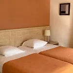 Hotel Aux Deux Sapins 3*