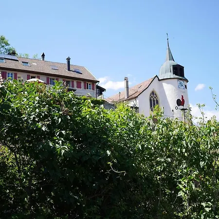 Aux Deux Sapins Hotel