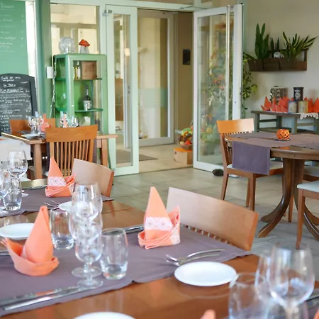 Hotel Aux Deux Sapins